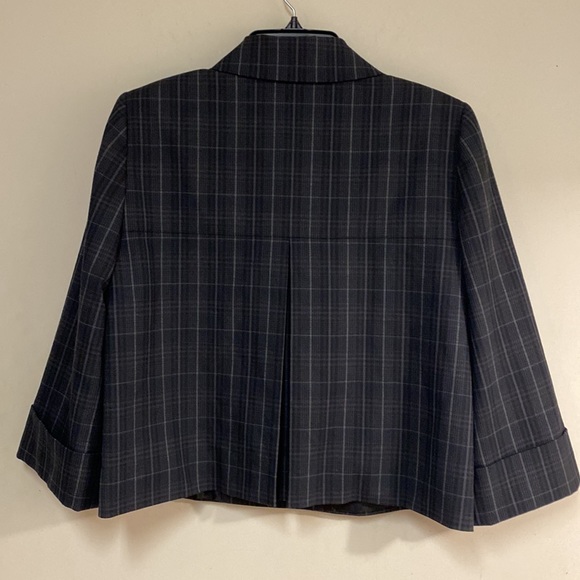 Vintage Antonio Melani Cropped Blazer - Picture 5 of 8